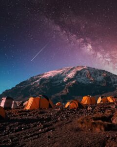 Moeses Fiamoncini convida aventureiros para desbravar o Kilimanjaro em 2026 3 moeses fiamoncini convida aventureiros para desbravar o kilimanjaro em 2026 1