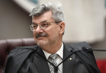 marco buzzi recebe alta hospitalar apos afastamento por acusacoes