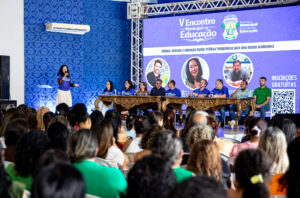 prefeitura realiza v encontro municipal de educacao e da inicio ao ano letivo 2026