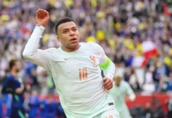 brasil perde para a franca em amistoso mesmo com vantagem numerica