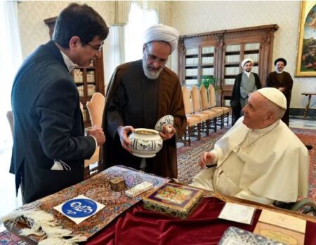 ira nomeia alireza arafi como lider supremo interino apos morte de khamenei 1