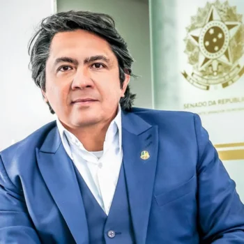 senador tenta fugir de abordagem em sp ameaca pms e e flagrado com carro irregular