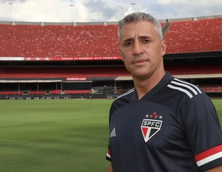 surpresa no morumbi sao paulo demite hernan crespo mesmo vice lider do brasileirao