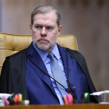 toffoli se declara suspeito em acao sobre cpi do master na camara