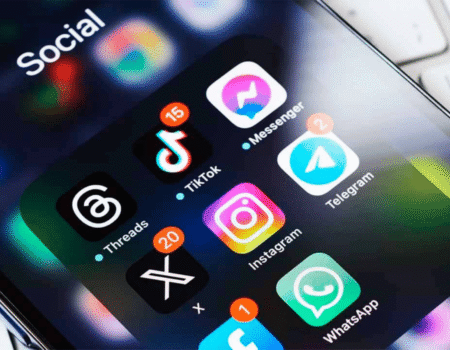 a tela que domina o mundo como o celular redefiniu a forma de viver