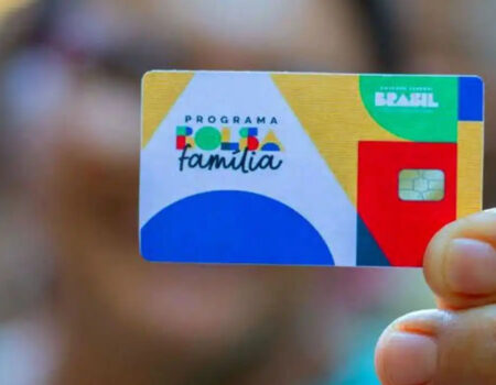 bolsa familia de abril comeca a ser pago para 189 milhoes de beneficiarios
