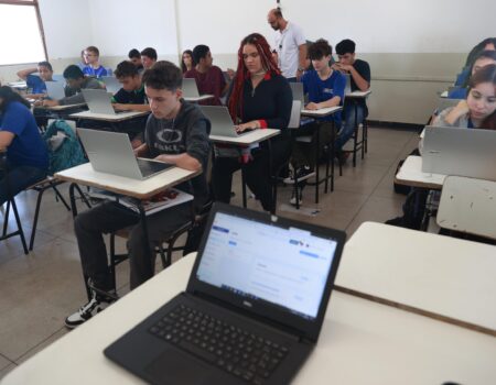 educacao hibrida redefine o ensino no brasil e desafia modelos tradicionais