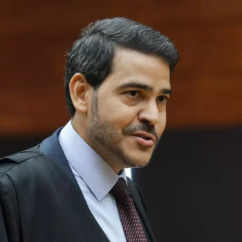 entre bastidores e pressoes politicas a corrida silenciosa para uma vaga no stf ganha novo capitulo