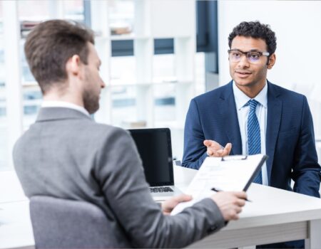 jovens fora do mercado desafio do primeiro emprego cresce no brasil