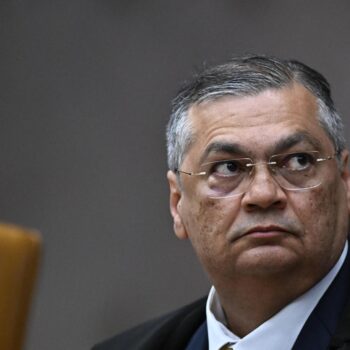 proposta de flavio dino para reformar judiciario gera incomodo no stf e amplia debate politico