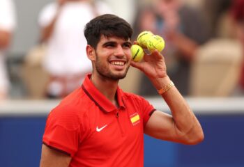carlos alcaraz anuncia ausencia em wimbledon apos lesao e preocupa fas do tenis