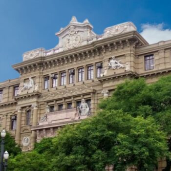 debate sobre reducao da maioridade penal volta ao centro das discussoes politicas no brasil