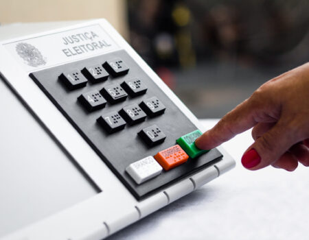 eleicoes de 2026 intensificam bastidores politicos e movimentam aliancas partidarias no brasil scaled