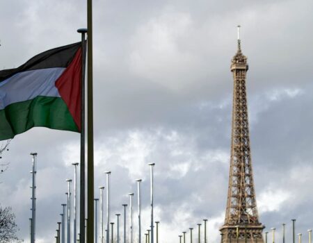 franca anuncia novas medidas diplomaticas relacionadas a faixa de gaza