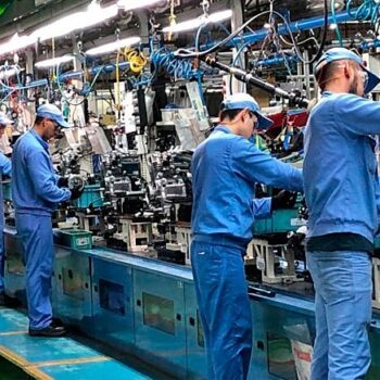 goias abre mais de 11 mil vagas industriais e sobe no ranking nacional de empregos