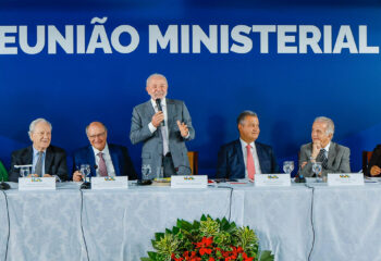 governo discute corte de gastos e nova meta fiscal para equilibrar contas publicas