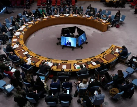 ira elogia posicao diplomatica do brasil durante reuniao internacional e reforca aproximacao politica