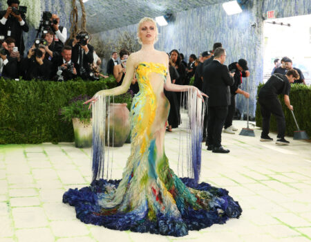 met gala 2026 reune celebridades luxo e looks extravagantes em uma das noites mais comentadas do mundo da moda