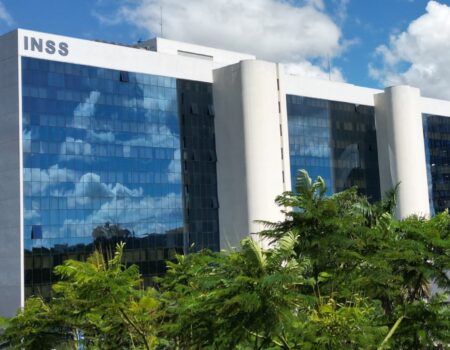 policia federal amplia investigacao sobre fraudes ligadas ao inss
