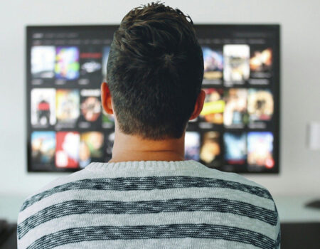 streaming continua dominando consumo de filmes e series no brasil