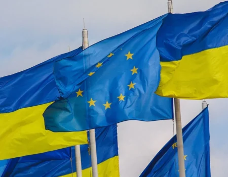 uniao europeia amplia apoio a ucrania e aumenta pressao sobre a russia