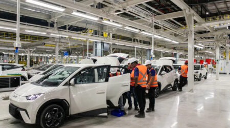 byd anuncia investimento de r 500 milhoes para fabricar sistemas de armazenamento de energia no brasil