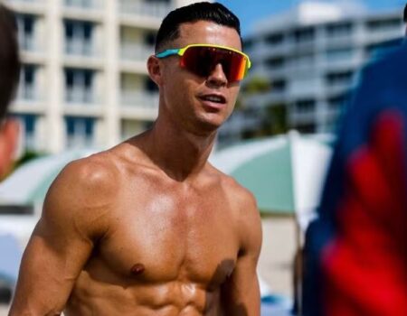 cr7 nos eua cristiano ronaldo rouba a cena com shape impecavel em treino de portugal