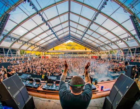 festivais de musica impulsionam turismo e cultura em diferentes partes do mundo