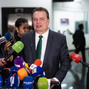 max comemora avanco da aposentadoria especial para agentes comunitarios de saude e de endemias no senado