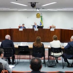 no stf max propoe plebiscito e audiencia publica para solucionar disputa territorial entre mt e para