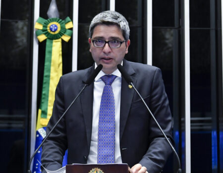 pagamento de r 300 mil do pl a escritorio ligado a ex mulher de senador gera questionamentos