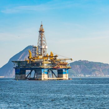 cepal alerta que alta do petroleo provocada por conflito no golfo persico pressiona inflacao na america latina