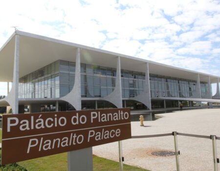 governo lula anuncia reacao as tarifas dos eua e acionara lei da reciprocidade economica