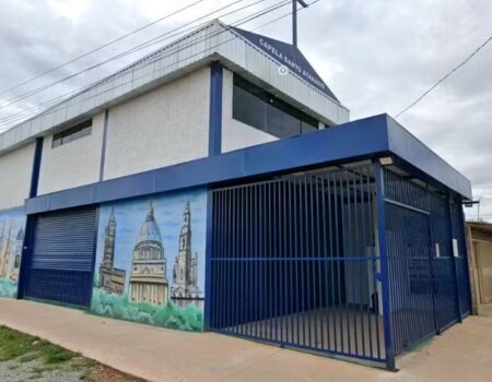 padre excomungado afirma que continuara celebrando missas arquidiocese orienta fieis a nao participarem