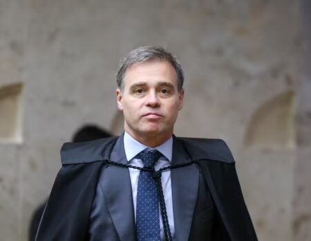 stf determina apreensao de passaporte de investigado por suposta campanha contra banco central
