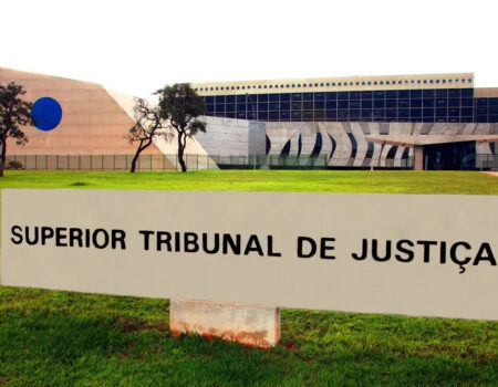 stj determina que plano de saude cubra cirurgia robotica para tratamento de cancer de prostata