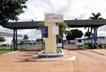 apos 12 anos jbs fecha acordo de r 39 milhoes por irregularidades em unidade de mt