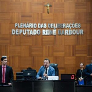 carteira de identificacao para pessoas com cardiopatia congenita e aprovada pela almt