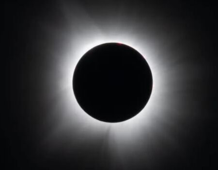 eclipse solar total acontece nesta quarta e podera ser acompanhado pela internet
