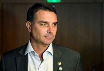 flavio bolsonaro cita possiveis nomes para governo e faz criticas a gestoes do pt em entrevista