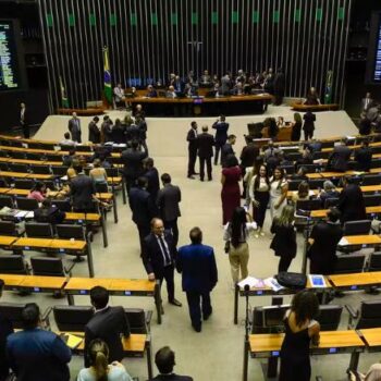 gastos com saude de senadores ultrapassam r 40 milhoes e provocam debate