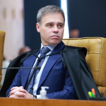 mendonca decide manter no stf inqueritos envolvendo lulinha