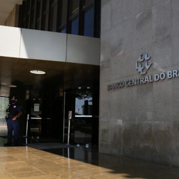 mercado reduz pela sexta semana seguida projecao de inflacao para 2026