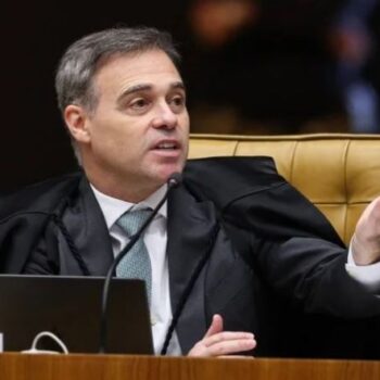 andre mendonca vai relatar acao contra reajuste de 15 do bolsa familia