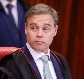 fachin retira pedido para investigar andre mendonca do inquerito das fake news