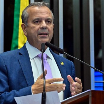 lider da oposicao no senado fica fora de pedido de impeachment contra moraes