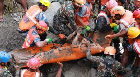 resgate entra no 13o dia em meio a busca por trabalhadores desaparecidos no nepal