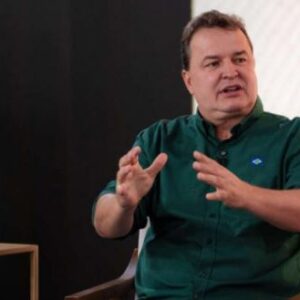 max russi defende moradia para idosos e atendimento a criancas neurodivergentes em mt