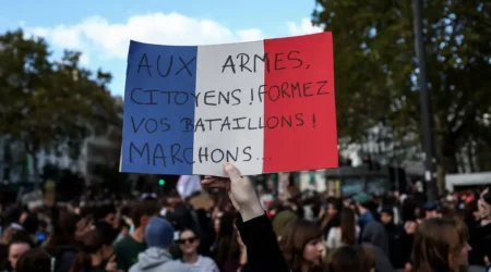professores franceses criticam reformas educacionais e dizem que medidas nao encerram protestos