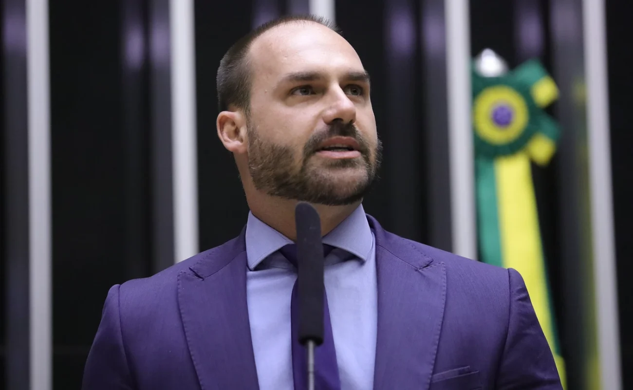 stf-formaliza-acao-penal-e-torna-eduardo-bolsonaro-reu-por-obstrucao-em-trama-golpista